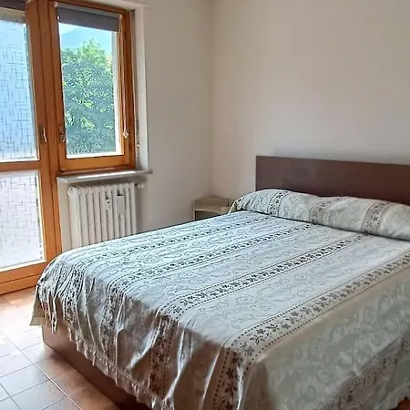 Apartment Con Giardino E Garage Privati, Accesso Diretto Al Garage *