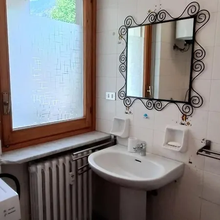 Appartement Con Giardino E Garage Privati, Accesso Diretto Al Garage *