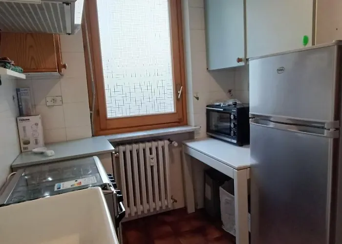Con Giardino E Garage Privati, Accesso Diretto Al Garage * 巴多尼奇亚